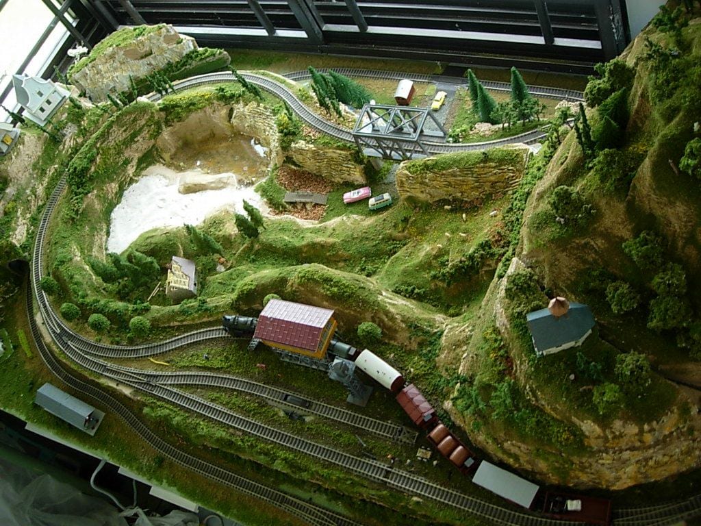 ho scale mountain scenery