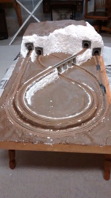n scale with plaster cloth 2x4 layout