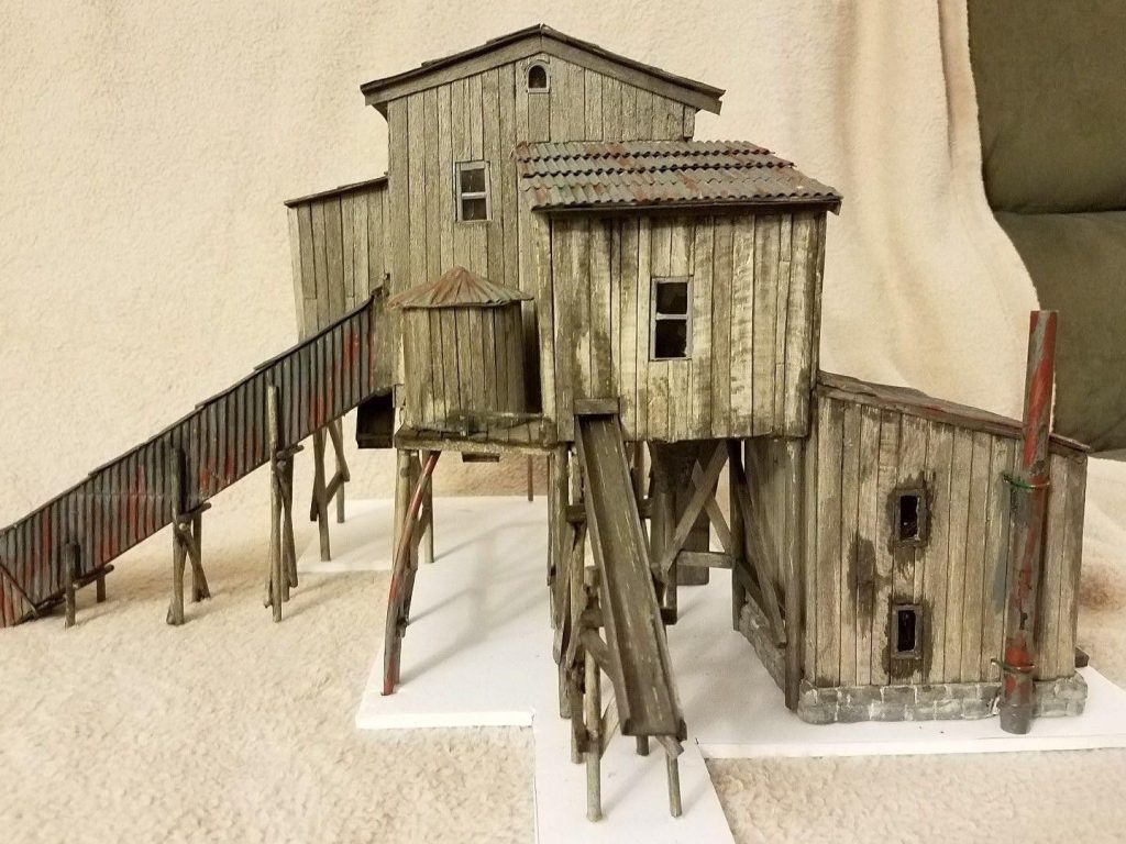 ho scale coal mine building