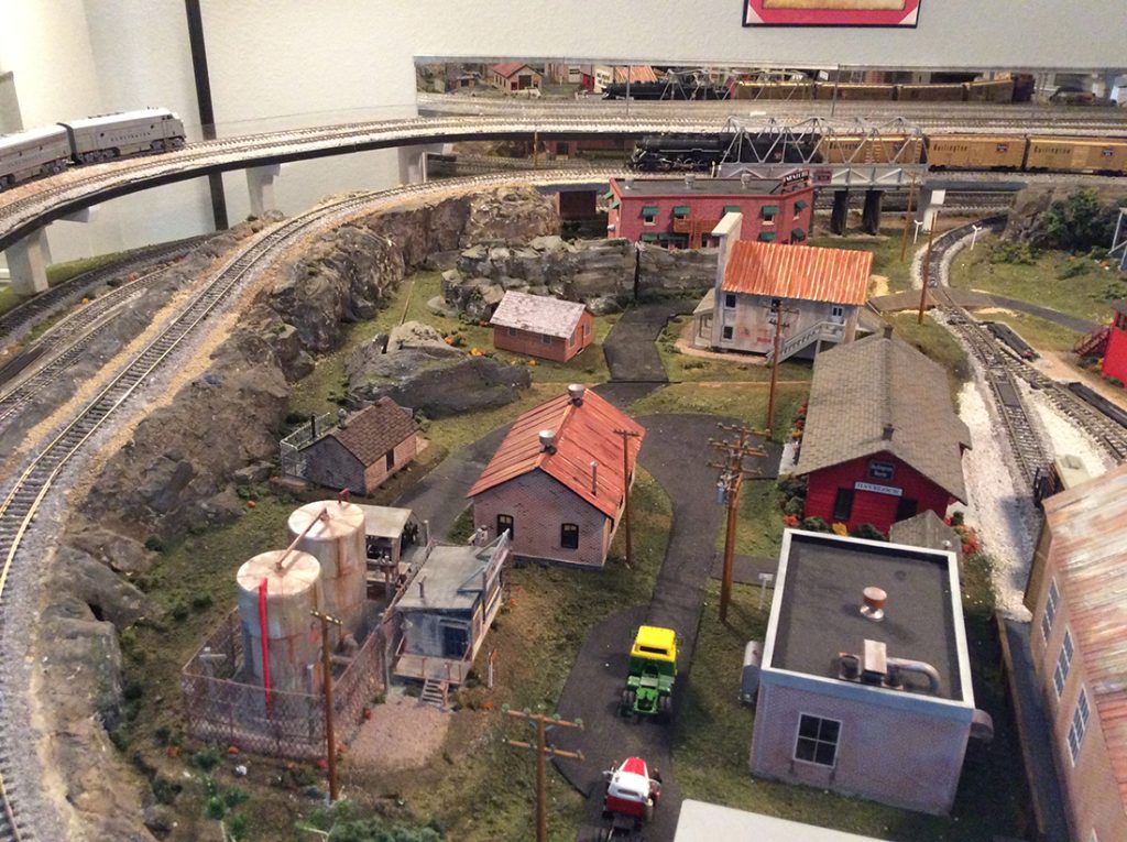 7x7.5 ho scale layout